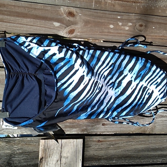 New Rachel Roy Blue Zebra Suit (M) - Picture 8 of 12